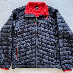 The North Face ThermoBall Insulated
Full-Zip Jacket size YL